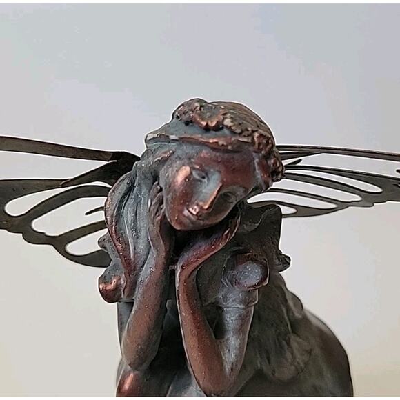 Bronze Resin Seated Fairy Atop Mushroom Caps Figurine Enchanted Fantasy Magical - Picture 6 of 11